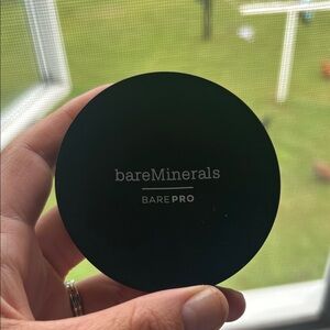 bareMinerals BAREPRO Concealer - Black Compact